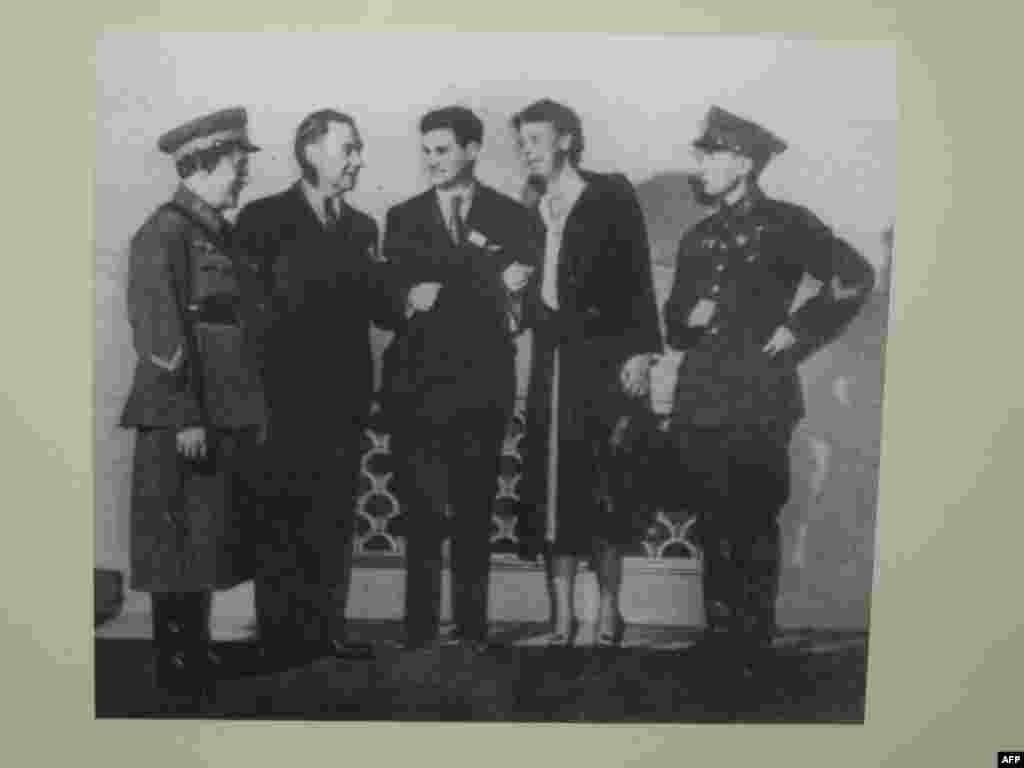 Фото членов советской делегации с Элеонорой Рузвельт