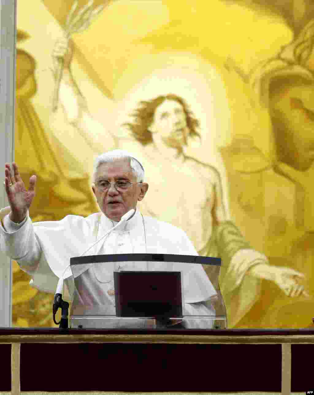 Pope Benedict XVI delivers his blessing during the Angelus prayer at his summer residence of Castel Gandolfo, in the outskirts of Rome, Sunday, Sept. 26, 2010. (AP Photo/Pier Paolo Cito)