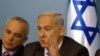 وزیر دارایی اسرائیل(چپ) در کنار نخست وزیر آن کشور