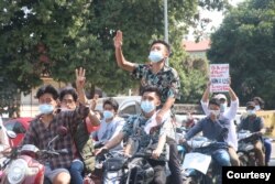 မြစ်ကြီးနားဆိုင်ကယ်သပိတ် မြင်ကွင်း။ (မတ် ၁၊ ၂၀၂၁)