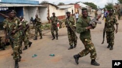 Des soldats au Burundi, le 7 mai 2015. Image d'archive. (AP Photo/Jerome Delay)