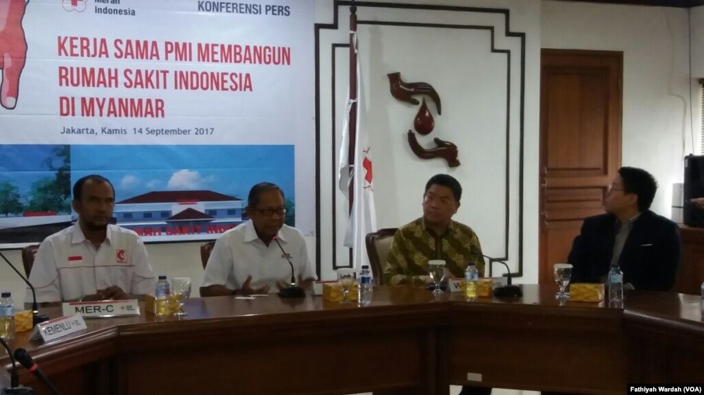 Rumah Sakit Indonesia di Rakhine Sudah Mulai Dibangun VOA Indonesia1023 × 575Search by image Pelaksana Harian Ketua Umum PMI Ginanjar Kartasasmita (tengah) sedang menjelaskan rumah sakit Indonesia di