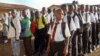 Rentrée scolaire "gratuite" mais les places sont chères en Sierra Leone