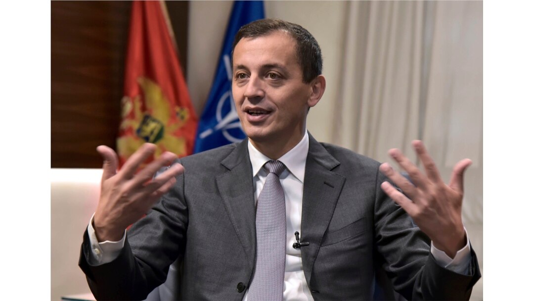 Ministar odbrane Crne Gore Predrag Bošković u intervjuu za agenciju AP u Podgorici, 11. novembra 2019. (Foto: AP/Risto Božović)
