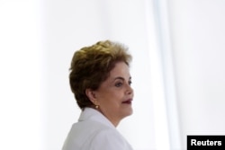 Bà Rousseff bị cáo buộc che dấu bất hợp pháp tình trạng thiếu hụt ngân sách của chính phủ.