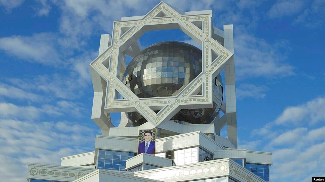 Ashgabat, Turkmaniston (suratni bossangiz, kattashadi)