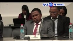 Manchetes Africanas 1 Junho: Uganda aprova lei que multa utilizadores de redes sociais