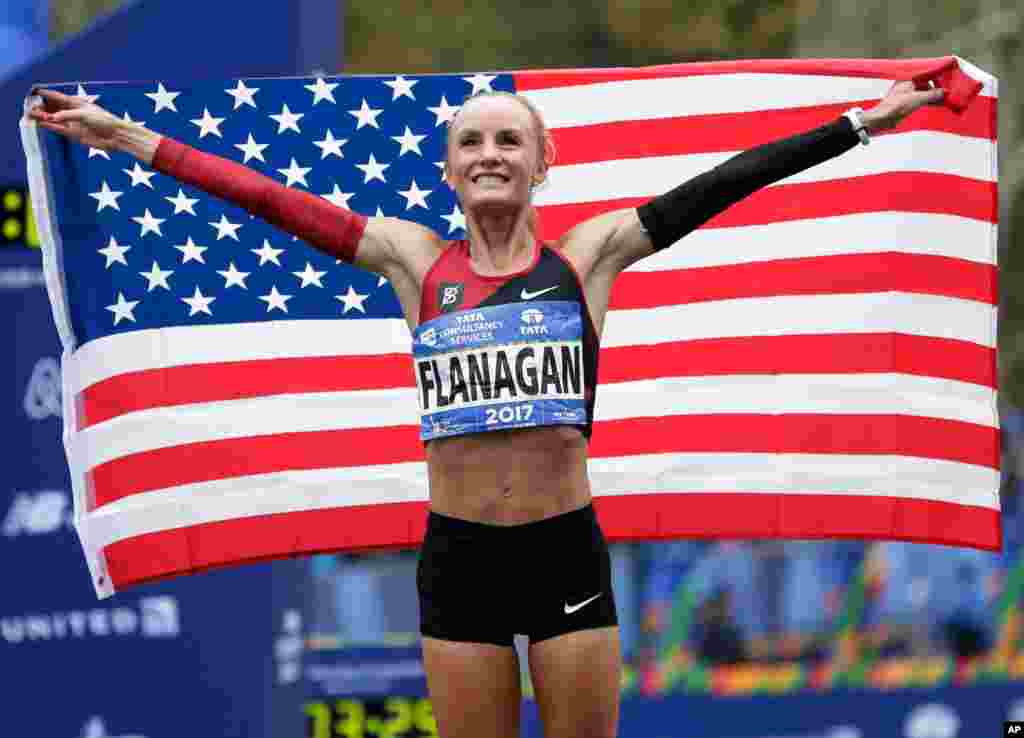 Shalane Flanagan mshindi wa mbio za marathon za New York 2017 