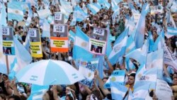 Inicia la carrera presidencial en Argentina con candidatos muy diferentes