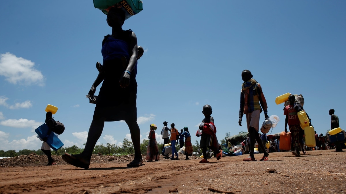 Hundreds of Refugees in Uganda Displaced After Food Riot