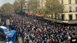 Marcha contra el antisemitismo, en París, el 12 de noviembre de 2023