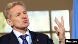 U.N. Special Advisor for Syria Jan Egeland attends a news conference after a meeting at the United Nations in Geneva, Switzerland, Dec. 1, 2016. 