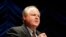 Người dẫn chương trình radio bảo thủ rất nổi tiếng và có thế lực của Mỹ, Rush Limbaugh.