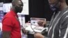 A CES, un innovateur d'origine ghanéenne crée des écouteurs hors pair