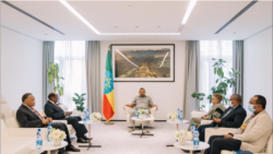 ቀ/ሚ ኣብይ ኣሕመድ ምስ ፍሉይ ልኡኽ ሕብረት ኣፍሪቃ ተራኺቦም: ተዘራሪቦም