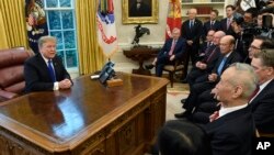 دیدار هیئت عالیرتبه تجاری چین با پرزیدنت ترامپ در کاخ سفید، آرشیو