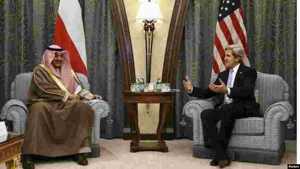 U.S. Secretary of State John Kerry (R) meets with Kuwait's Foreign Minister Sheikh Sabah Al-Sabah at a hotel in Riyadh, March 4, 2013.