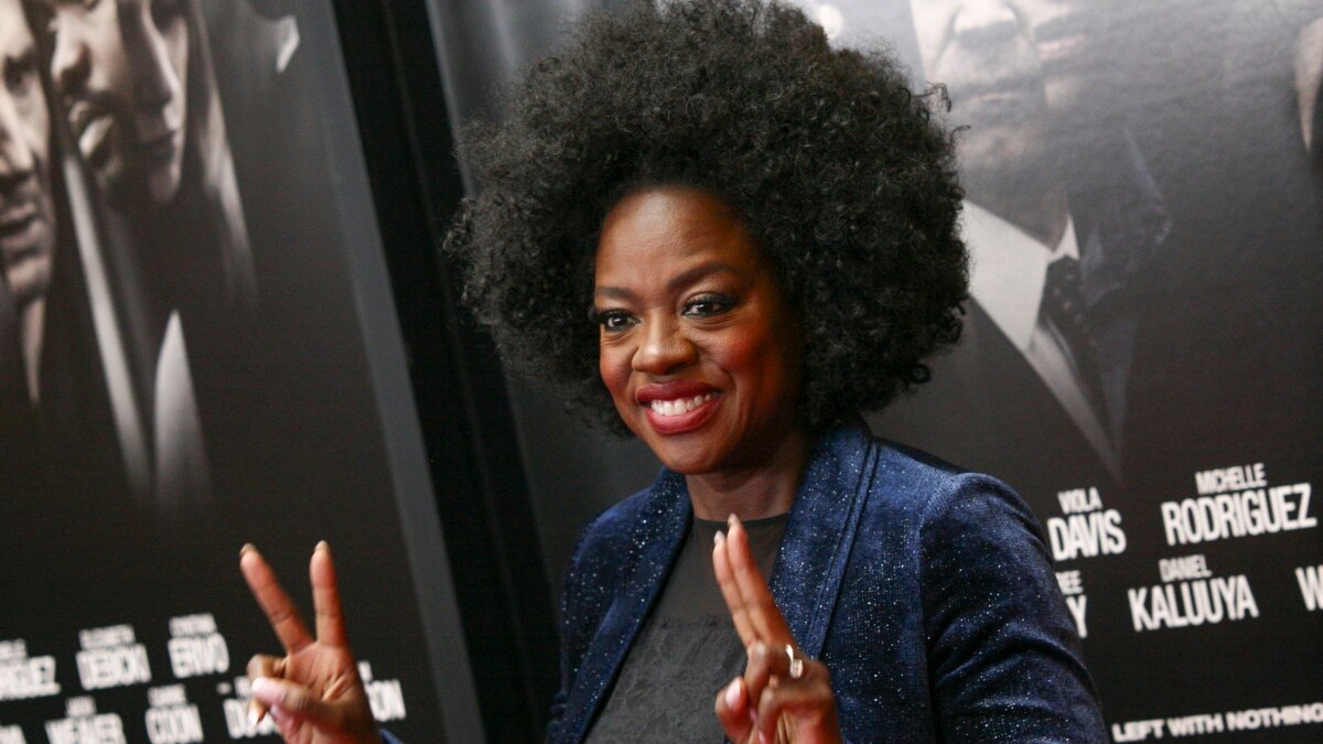 Viola Davis: 'A woman has to look a certain way and be a certain age to be  sexual on screen