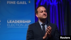 Leo Varadkar applauds on stage as he wins the Fine Gael parliamentary elections to replace Prime Minister of Ireland (Taoiseach) Enda Kenny as leader of the party in Dublin, Ireland, June 2, 2017. 