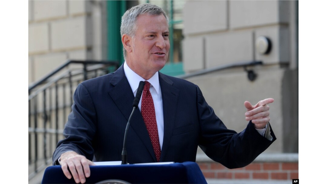 Mayor de Blasio promises to sign New York City chewing tobacco ban in next  two weeks – New York Daily News