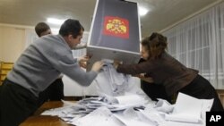 Μείωση της δύναμης του κόμματος Πούτιν στη Δούμα