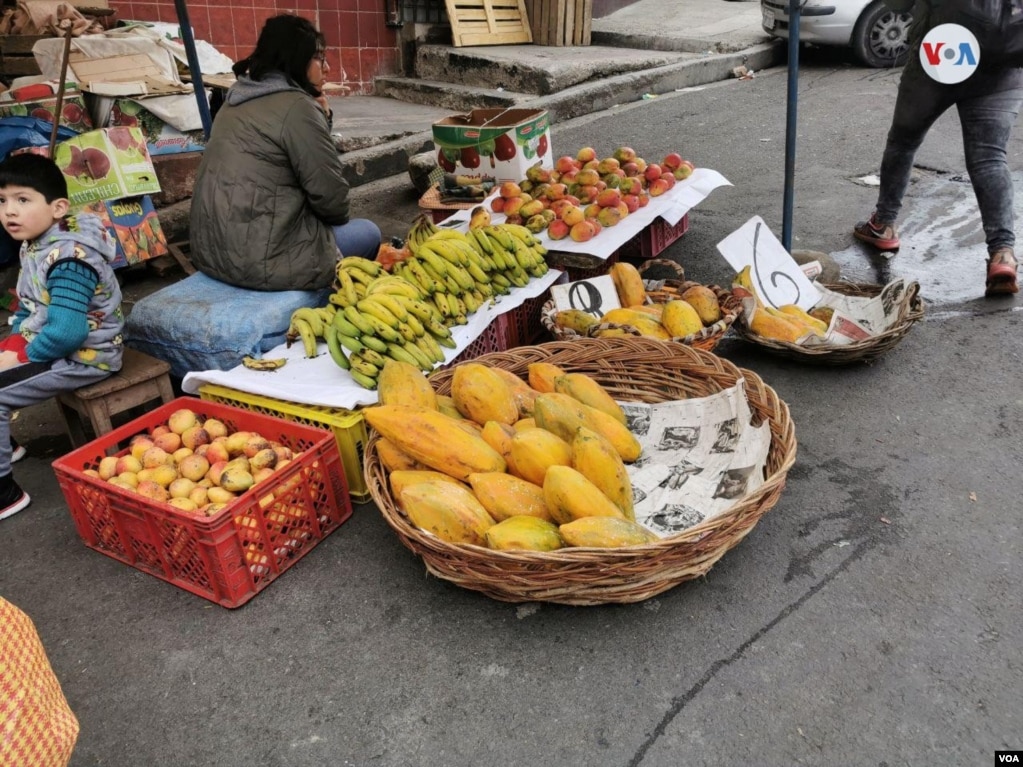 El alcalde Luis Revilla, afirmó que en total, la ciudad sufrió pérdidas de más de 150 millones de dólares en infraestructura desde el comienzo de las manifestaciones hasta el momento. Foto: Yuvinka Gozalvez - VOA.