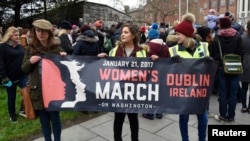 ڈبلن آئر لینڈ میں خواتین کا مظاہرہ۔ 21 جنوری 2017