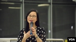 香港大學社會工作及社會行政系副教授何式凝，分享個人感情創傷與六四事件連結的小故事。(美國之音湯惠芸)