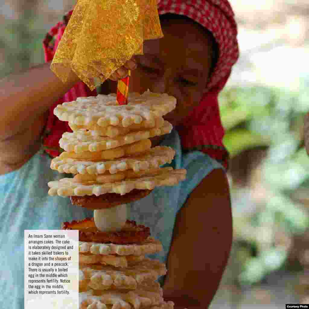 An Imam Sann woman arranges cakes. The cake is elaborately designed and it takes skilled bakers to make it into the shapes of a dragon and a peacock. There is usually a boiled egg in the middle which represent fertility.(Courtesy photo of DC-Cam)