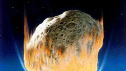 An artist’s interpretation is shown of the asteroid impact that scientists believe caused the extinction of the dinosaurs. (Credit: NASA/Don Davis)