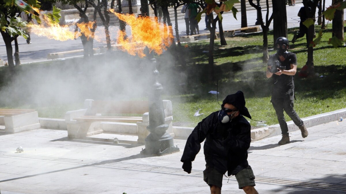 Labor strikes in greece