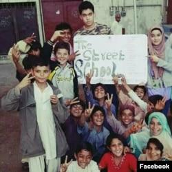 The Street School in Karachi, Pakistan, aims to bring education to the streets for needy children and some of their parents. (Facebook)