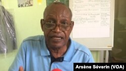 Loamba Moke, président de l'ADHUC (VOA/Arsène Séverin)