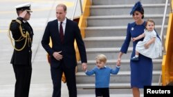 خانواده سلطنتی بریتانیا منتظر یک نوزاد دیگر هستند. دوک و دوشس کمبریج سومین فرزند خود را در راه دارند.