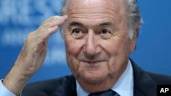 FILE - In this June 1, 2011 file photo Sepp Blatter attends a press conference in Zurich, Switzerland. Sepp Blatter will go to sport's highest court on Aug. 25, 2016 to challenge his six-year ban from football for approving a $2 million FIFA payment to an adviser.