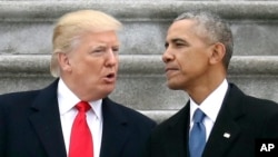 Donald Trump et Barack Obama à Washington aux Etats-Unis le 20 janvier 2017.