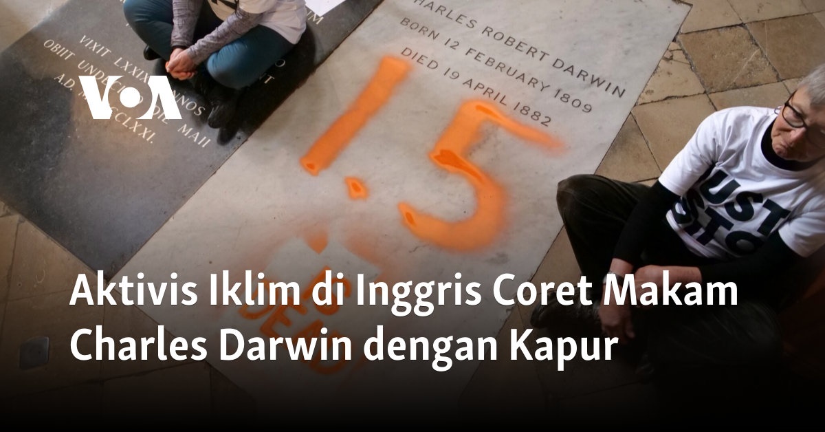 Aktivis Iklim di Inggris Coret Makam Charles Darwin dengan Kapur