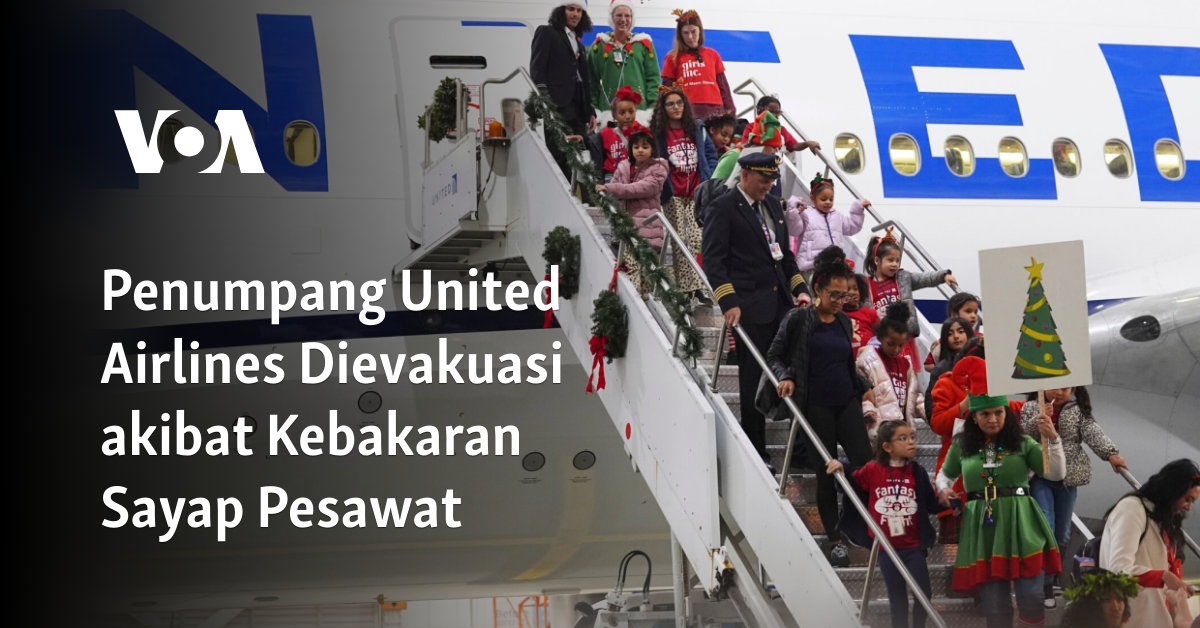 Penumpang United Airlines Dievakuasi akibat Kebakaran Sayap Pesawat