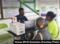 Loket pendaftaran BPJS Kesehatan hingga ke daerah-daerah terpencil untuk memaksimalkan layanan. (Foto: Humas BPJS Kesehatan)