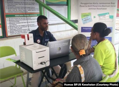 Loket pendaftaran BPJS Kesehatan hingga ke daerah-daerah terpencil untuk memaksimalkan layanan. (Foto: Humas BPJS Kesehatan)