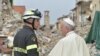 Le pape à Amatrice pour prier pour les morts et encourager les vivants