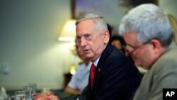 Le secrétaire américain de la Défense Jim Mattis, au Pentagone, le 11 juillet 2017.