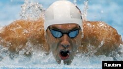 7月30日迈克尔.菲尔普斯参加200米蝶泳的比赛