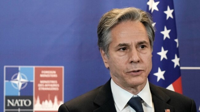 Blinken Warns Russia as NATO Deliberates Response on Ukraine