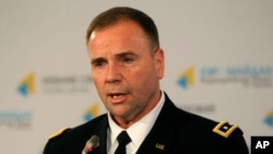 Генерал Бен Годжес під час візиту у Київ. Січень, 2015