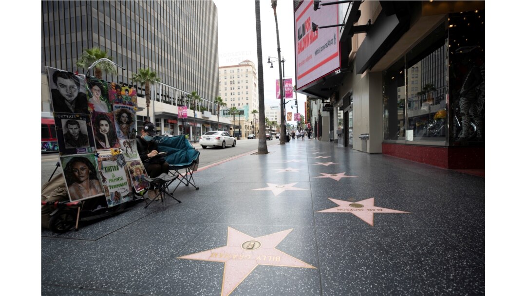Suasana di Hollywood Boulevard, Los Angeles, California, di tengah pandemi virus corona (Covid-19), 18 Mei 2020. (Foto: Reuters)