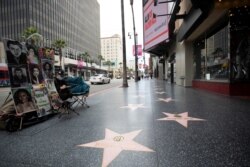 Suasana di Hollywood Boulevard, Los Angeles, California, di tengah pandemi virus corona (Covid-19), 18 Mei 2020. (Foto: Reuters)