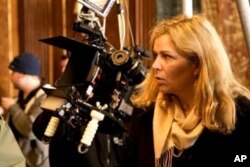 Director Lone Scherfig on the set of the movie