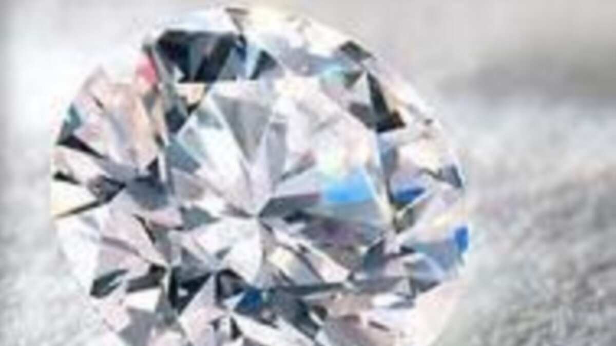 Lawmaker Zimbabwe Produces Diamonds Worth 4 Billion