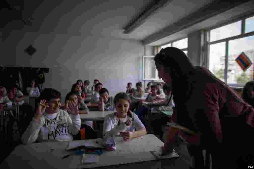 Students at the Cilician School, which was opened in Yerevan to allow Syrian-Armenian students to follow a Syrian curriculum at an Armenian state school, December 2012. (VOA/D. Markosian)